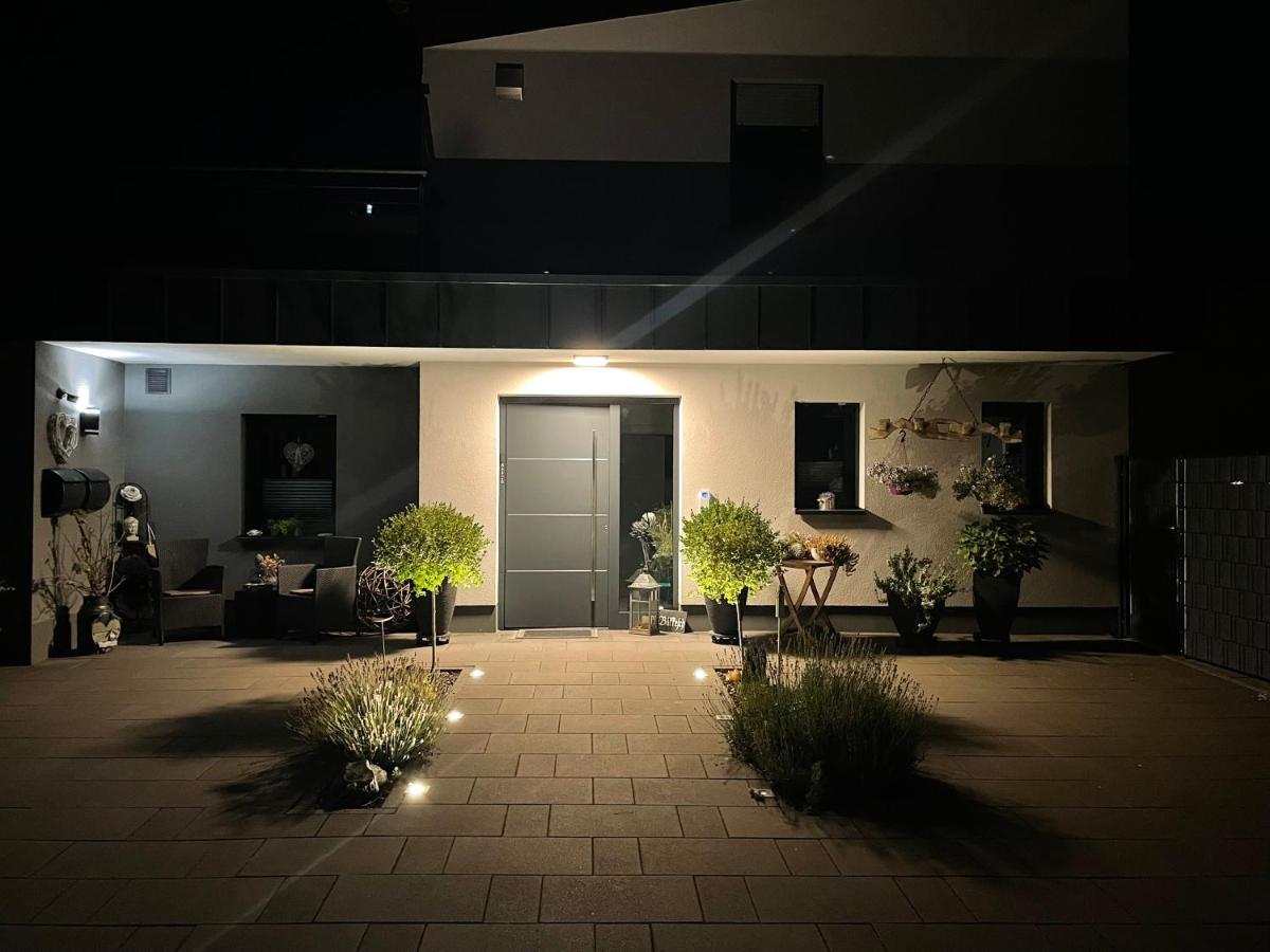 #Neu L Seeblick L Netflix L Boxspring L Nespresso L E-Tuer L Terrasse L 82M2 Ulmen Esterno foto