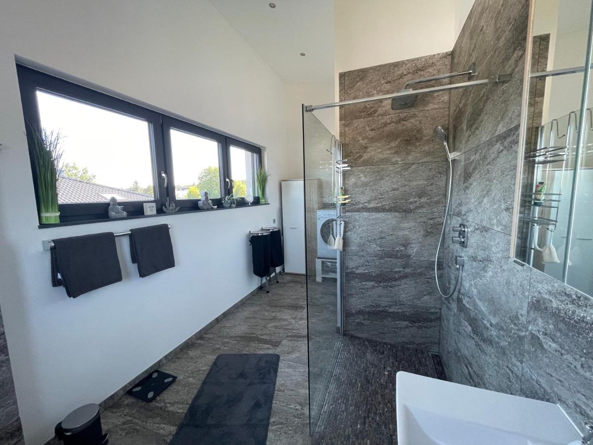 #Neu L Seeblick L Netflix L Boxspring L Nespresso L E-Tuer L Terrasse L 82M2 Ulmen Esterno foto